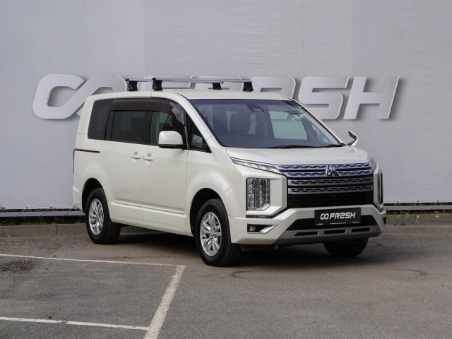 Mitsubishi Delica D:5 2019