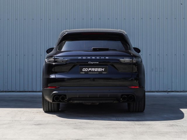 Porsche Cayenne 2021