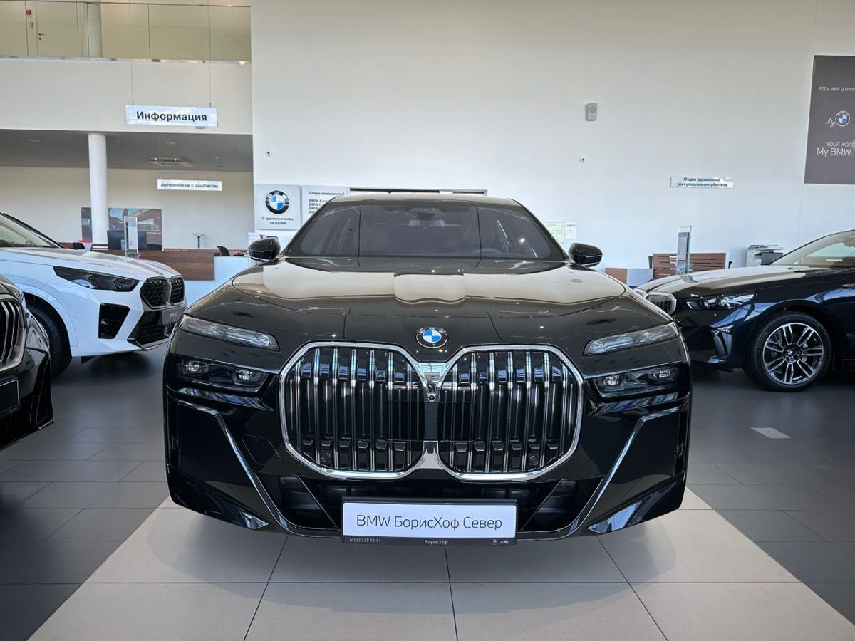 BMW 7 серии 2024