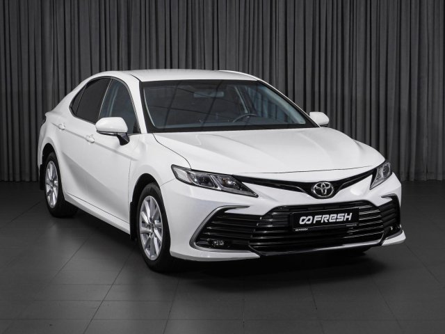 Toyota Camry 2021