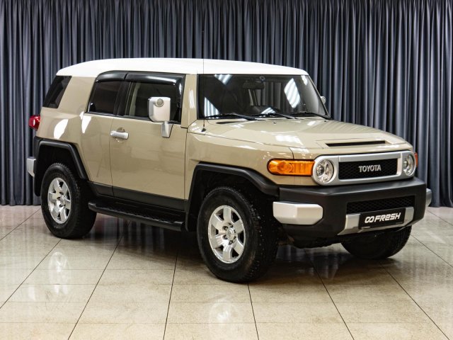 Toyota FJ Cruiser 2021