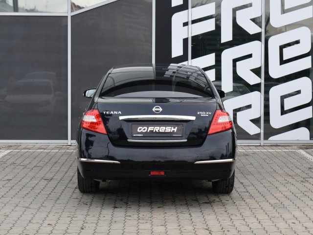 Nissan Teana 2010