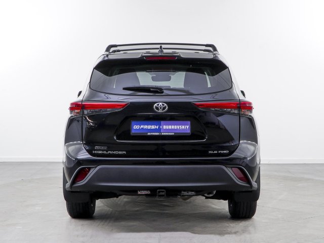 Toyota Highlander 2021