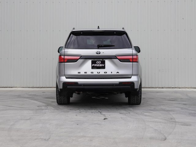 Toyota Sequoia 2023