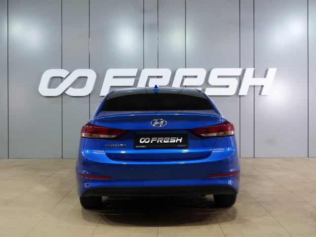 Hyundai Elantra 2018
