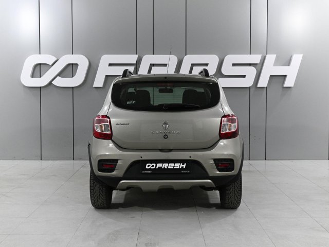 Renault Sandero 2015