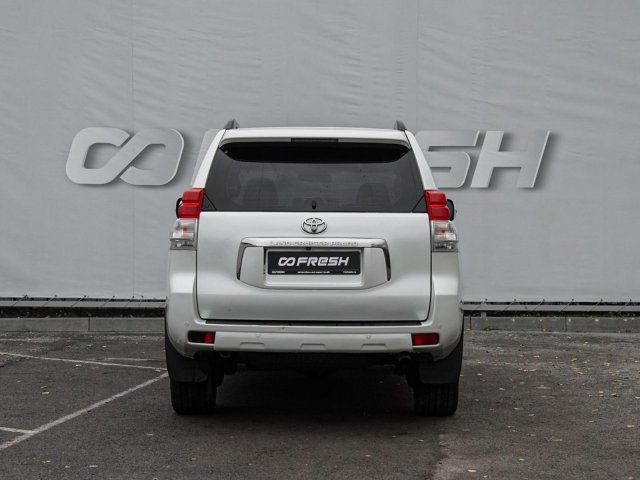 Toyota Land Cruiser Prado 2012