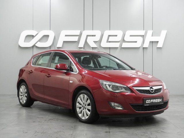 Opel Astra 2011