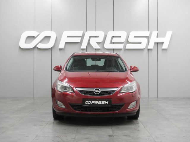 Opel Astra 2011
