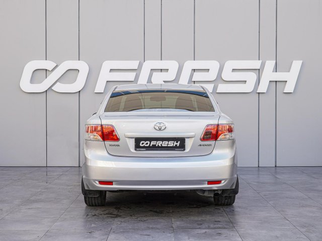 Toyota Avensis 2011